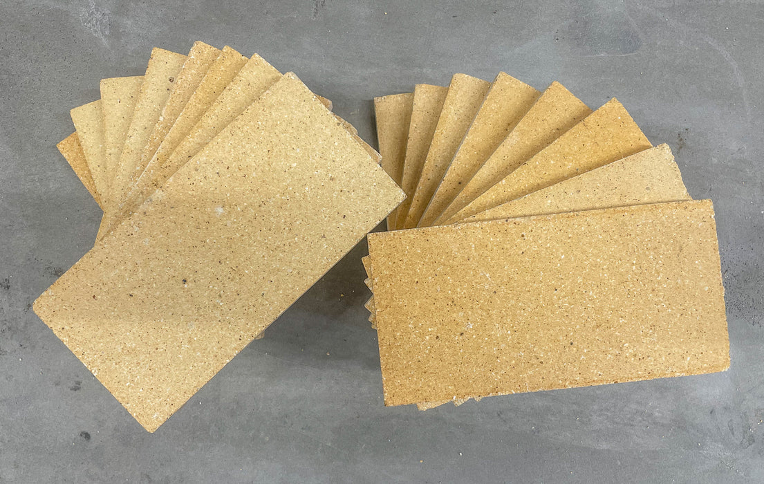 Fire Bricks 230 x 115 x 25mm, Lot of 16 Bricks