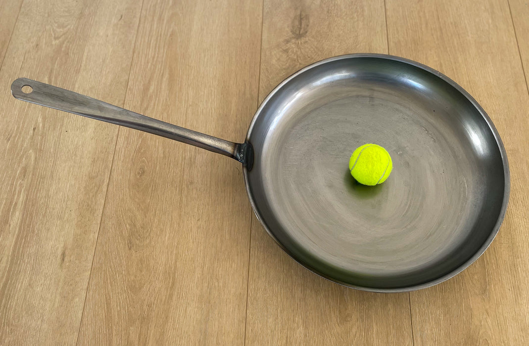 Frypan, 400mm, Iron, NZ Made, Commercial Grade, Gigantic!